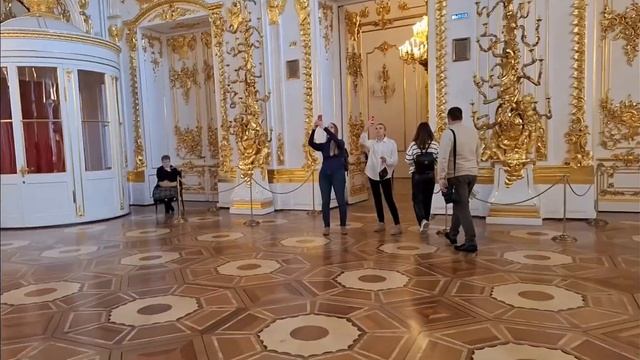 Фильм об отпуске в двух столицах. Часть 4. Санкт-Петерб? смотреть онлайн