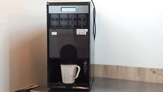 Подготовка кофеавтомата к работе после завоздушивани