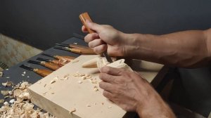 Как из дерева вырезать зайца. Полный процесс своими ру