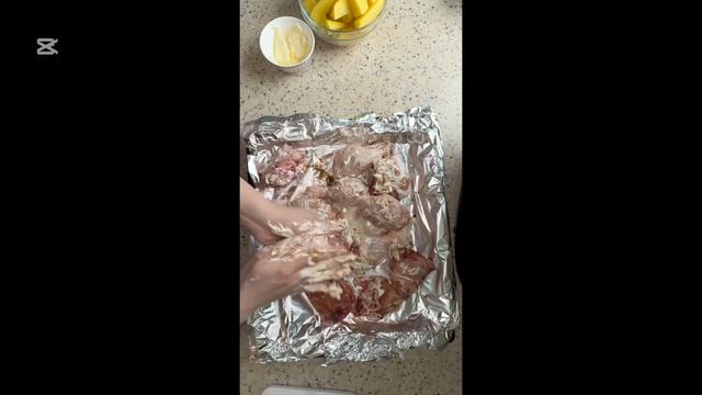 Курица с картошкой в духовке