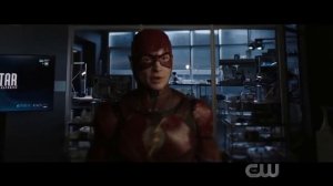 Флэш Ezra Miller встретил Флэша из СЕРИАЛА | Flash Ezra Miller met Flash from the SERIAL | Cameo