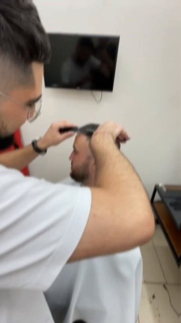 Р****б❓нет,не думаю! 😅 #fade #barber #новосибирск #нарезка смотреть онлайн