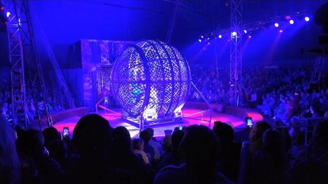 Цирк счастье каскадёры. смотреть онлайн