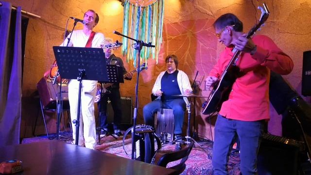 песня Евгения Чичерина "Народный мститель". Концерт 14 июля 2023г. кафе Exlibris (Москва) смотреть онлайн