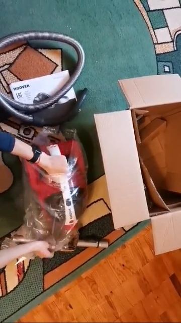 Огляд Пилосос без мішка HOOVER TSBE 1401 019 з Rozetka смотреть онлайн