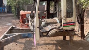 Пакистанские мастера - полное восстановление грузовика после аварии