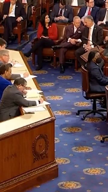 Сенат США утвердил рекордный оборонный бюджет.