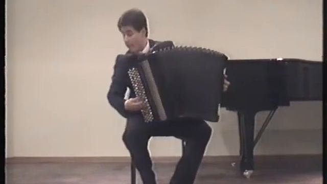 А Холминов Ноктюрн из сюиты для баяна Исп. А.Шалин смотреть онлайн