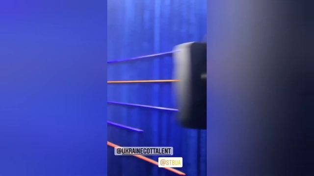 Ксению Мишину тайком засняли в перерыве съёмок шоу Україна має талант