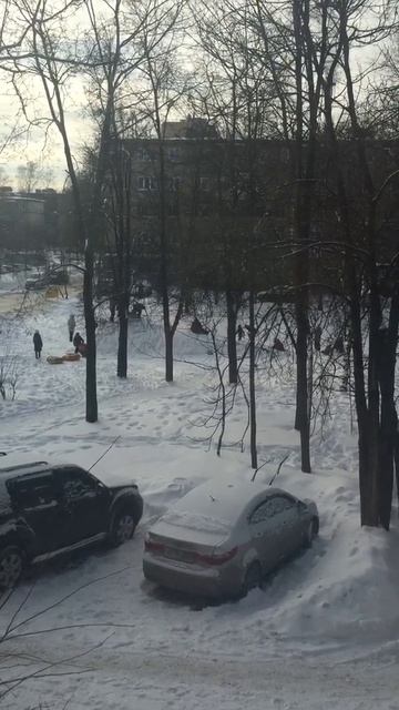 Жители Ивантеевки своими руками сделали горку для дет смотреть онлайн