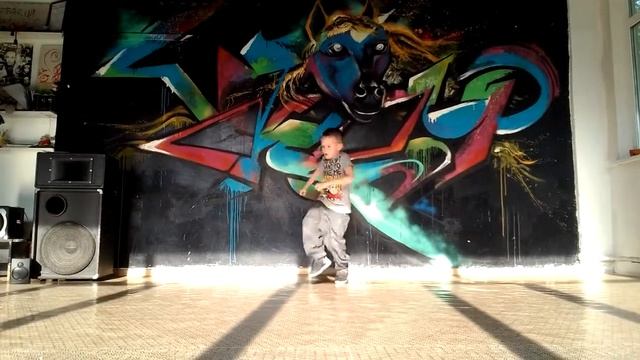 Вадон танцует хип-хоп 7 лет смотреть онлайн