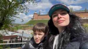 Динияр сдал экзамен по Английскому на 5, гуляем на набережной Федоровского