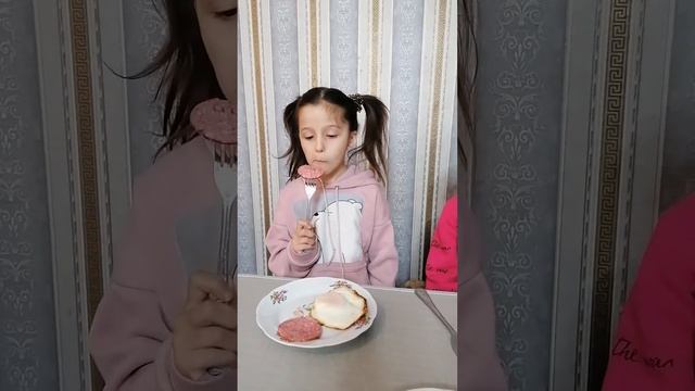 Социальные видео про поведение детей и их родителей смотреть онлайн