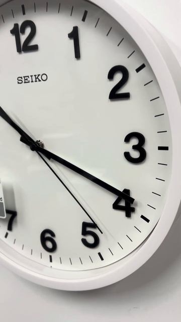 Настенные белые часы Seiko QXA640WN смотреть онлайн