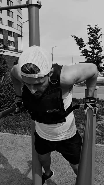 16.06.24 20 отжиманий (свой вес 80 кг + 20 кг отягощение) #crossfit # смотреть онлайн