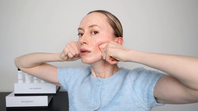 Как убрать отёки с лица? Лимфодренажный массаж смотреть онлайн