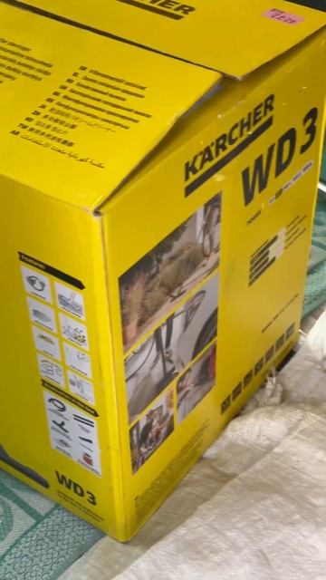 В желтенькую машинку купил жёлтый пылесос смотреть онлайн