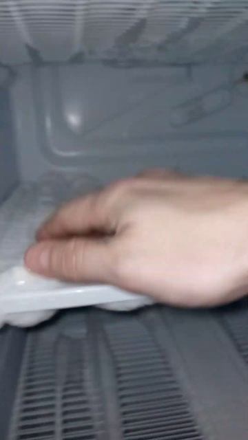 Холодильник не размораживал два года! смотреть онлайн