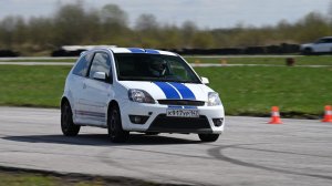 Знакомство с автомобилем для начинающих автомобилистов.