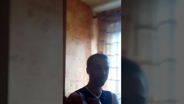 Валик поёт!!