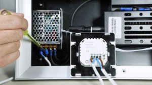 Подключение термостата W-THERM-1 к конвектору VITRON серии В?