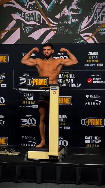 Царукян нокаутирует Махачева? #mma #ufc смотреть онлайн