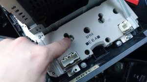 ЗАМЕНА ЛАМП КЛИМАТА-КОНТРОЛЯ, ДЕМОНТАЖ КЛАПАННОЙ КРЫШ