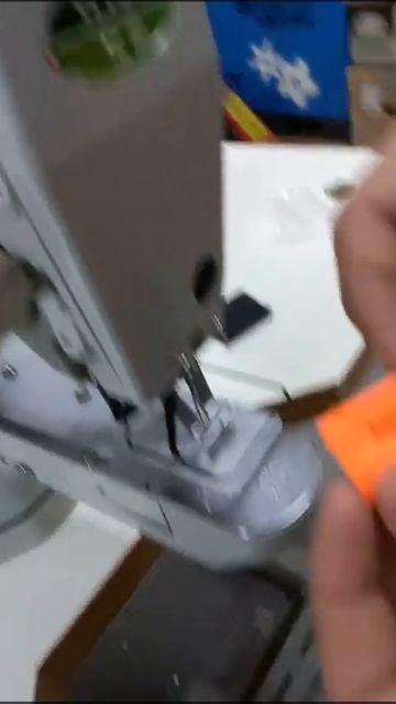 Закрепочная машина YIHAO 430D-02 смотреть онлайн