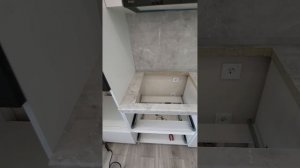 Где кабель на варочную панель??? Замуровал застройщик.