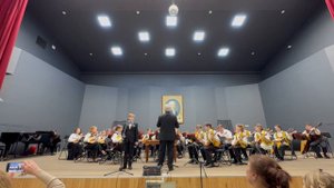 «То ли еще будет» «Песенка первоклассника» Э. Ханок. Солист Шпакович Елисей.