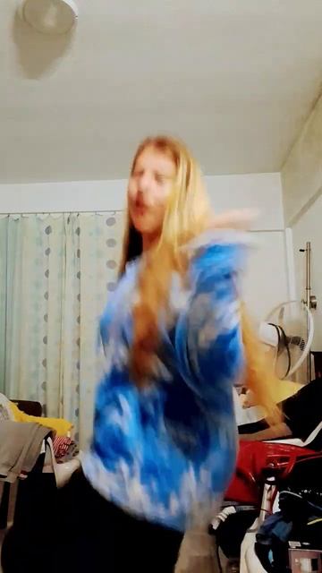 Pov: Я после того как расплела косичку) P.s И никакие бигу? смотреть онлайн