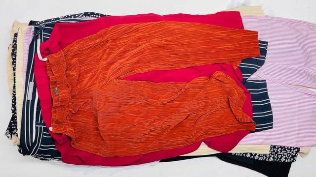 Мешок № п4995. Брюки женские Крем Гавайки Австрия. Арт 312 смотреть онлайн