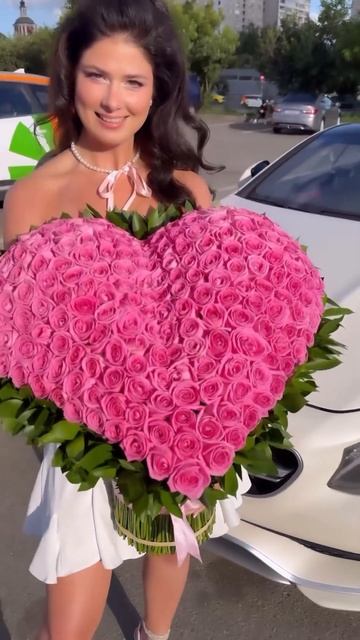 #flowers #цветы #розы #florist #цветымосква #цветывшляпнойкоро смотреть онлайн