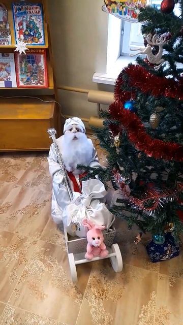 ёлка на работе #дедмороз #елка смотреть онлайн