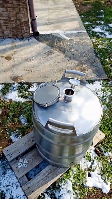 Перегонный куб из пивной кеги на 50л с люком на 5" дюймов смотреть онлайн