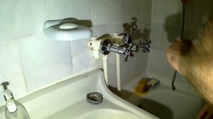 Вода полностью не перекрывается : меняем смеситель. Guru