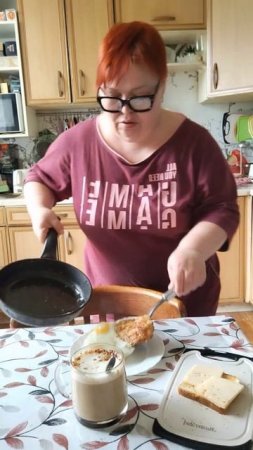 1Пора поесть и продолжить разгребать дела