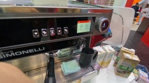Nuova Simonelli Aurelia обзор и сравнение с предыдущей версией