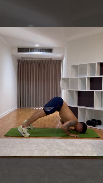 Силовая тренировка с собственным весом.3 упражнение смотреть онлайн