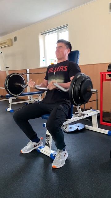 Строгий подъем на бицепс 55 кг в 16 лет смотреть онлайн