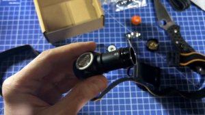 Распаковка налобного фонарика Sofirn HS10