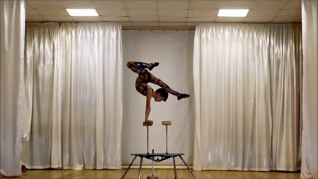 каучук contortion boy