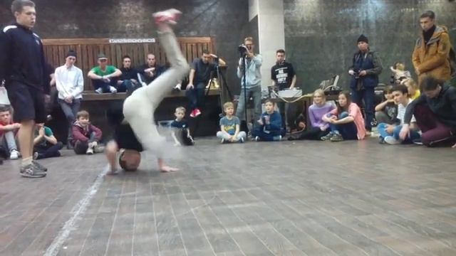 Брейк-данс смотреть онлайн