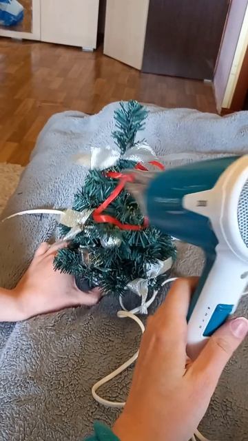 Фен Rowenta Handy Dry. 2 режима тёплого воздуха и 1 холодного. А? смотреть онлайн