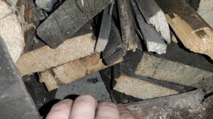 Как сделать, чтобы дрова горели дольше? Советы для тве?