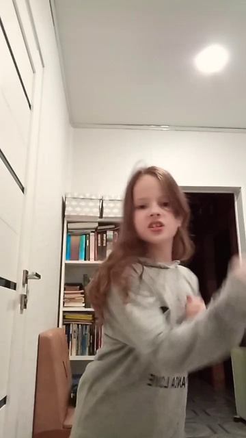 вес 33 а сама как 22🤣 смотреть онлайн