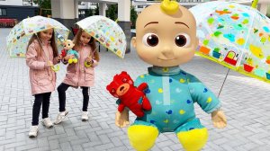Кукла CoComelon Baby Doll JJ - Ксения и Арина играют с малышом в куклы Как мама