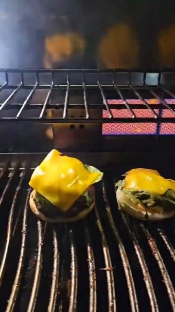 Видео с готовкой от наших клиентов. Black Angus Premium Grill отз? смотреть онлайн