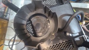 ремонт мясорубки BORK M780 вибрация шум при работе!(часть 1