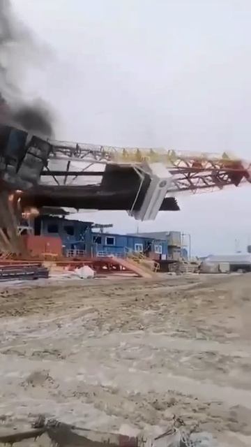 В Ямало-Ненецком автономном округе на месторождении «Харапурнефтегаз» произошла серьёзная авария